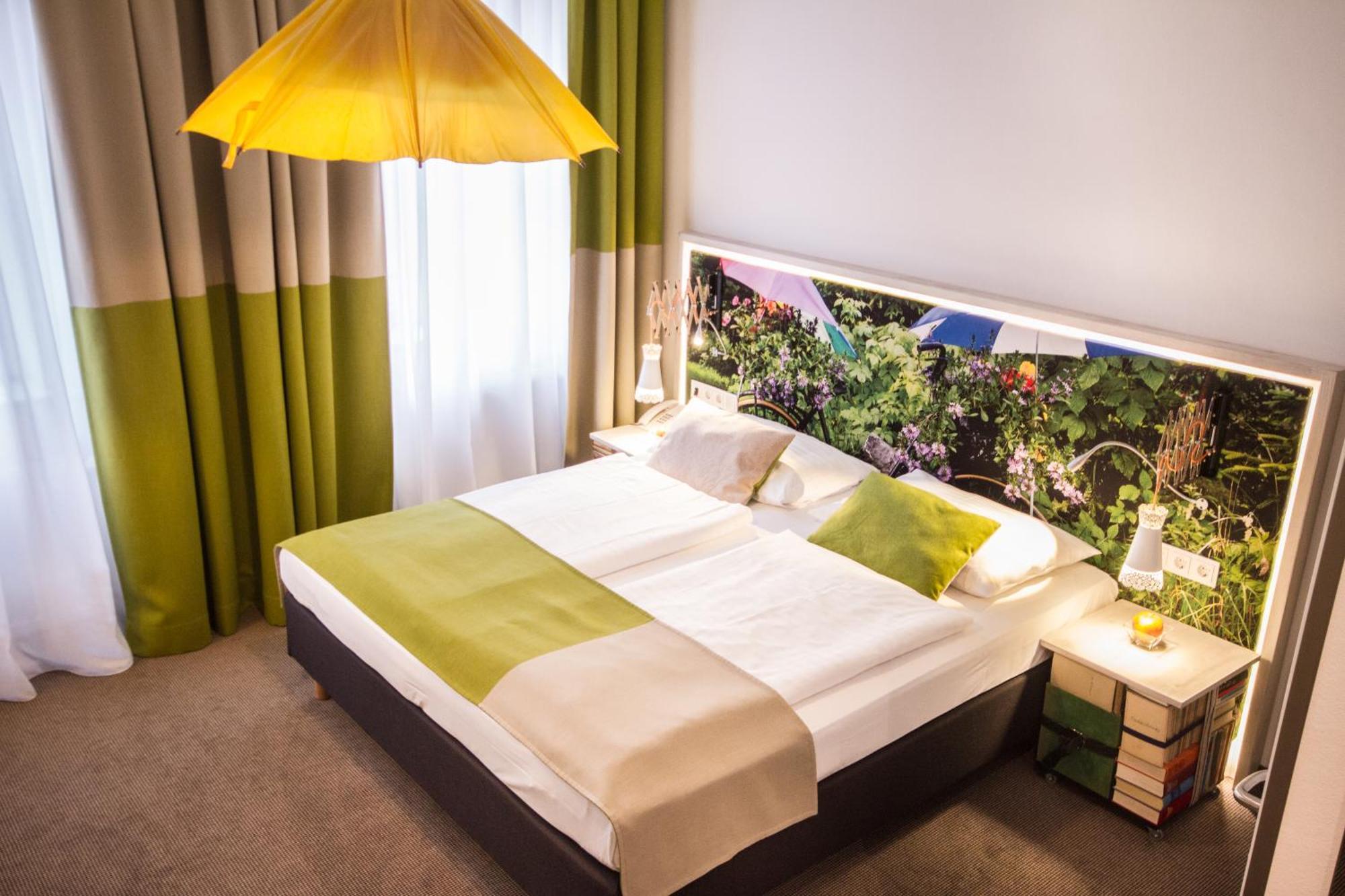 Boutiquehotel Stadthalle Wina Bagian luar foto